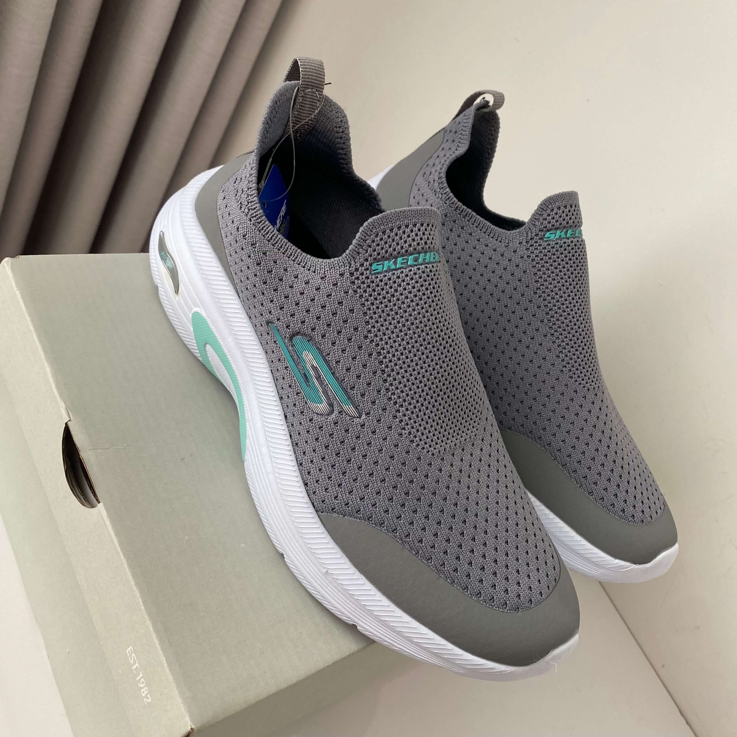 Skechers Comfort Gris-Verde (2)