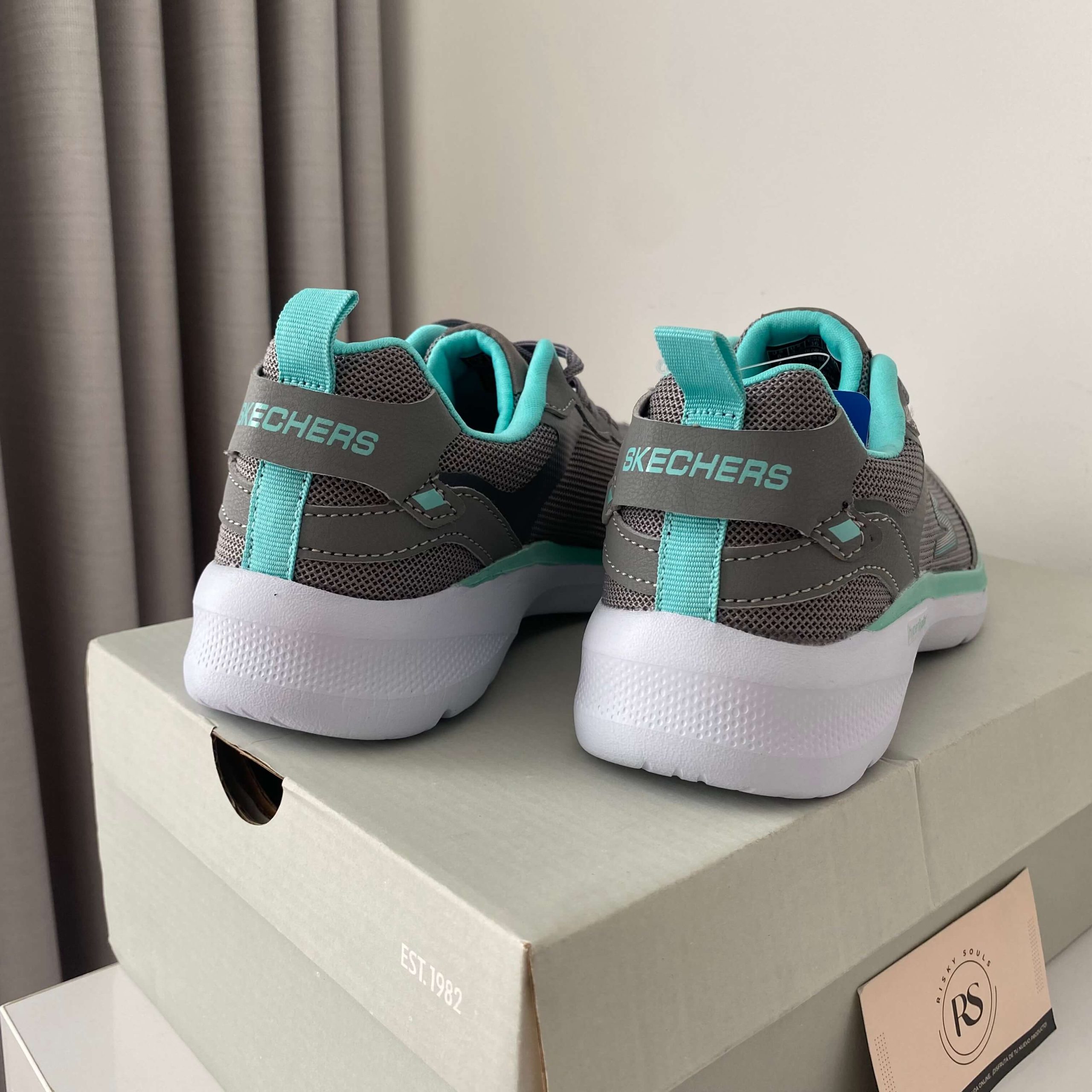 Skechers Go Walk Gris (1)