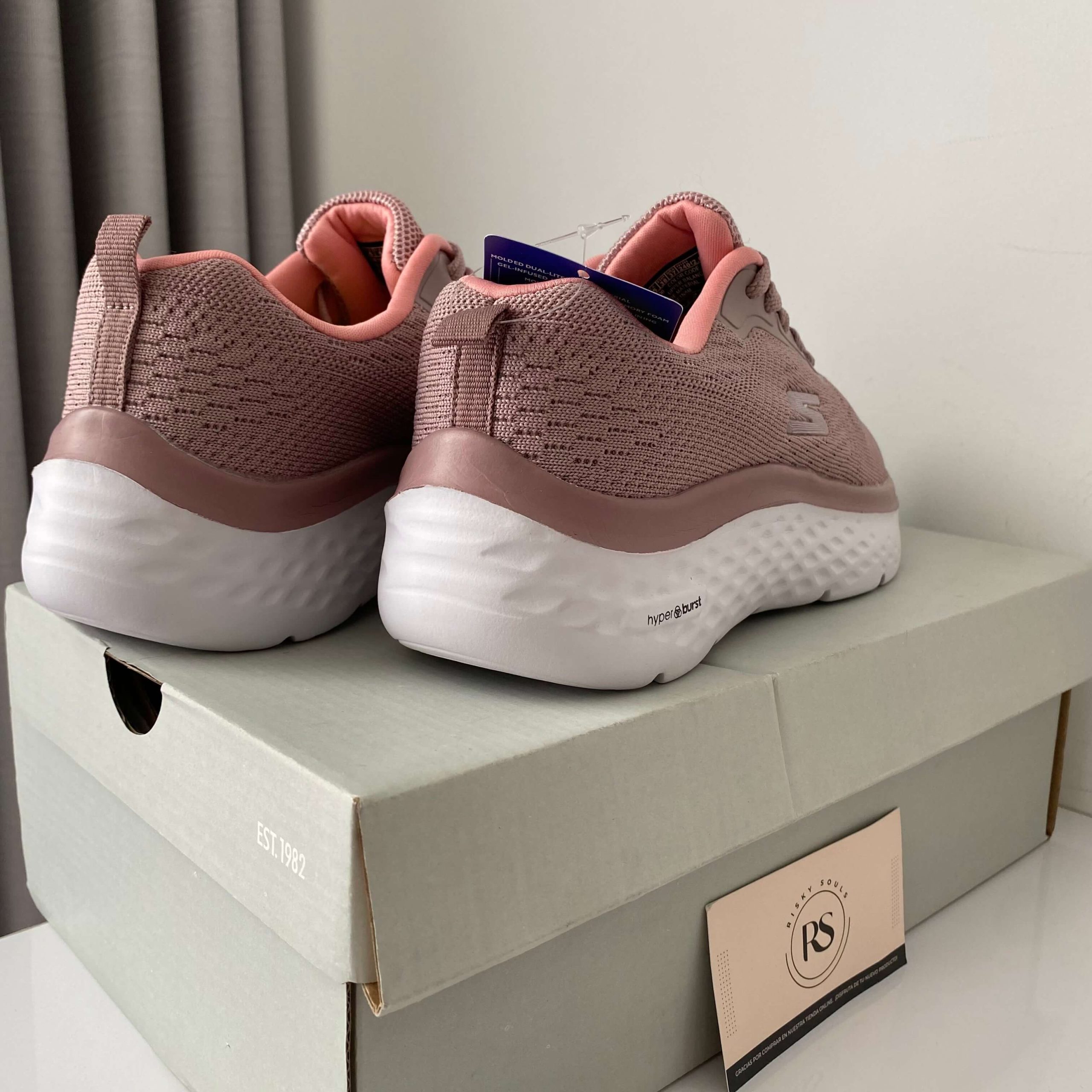 Skechers Summits Rosado2