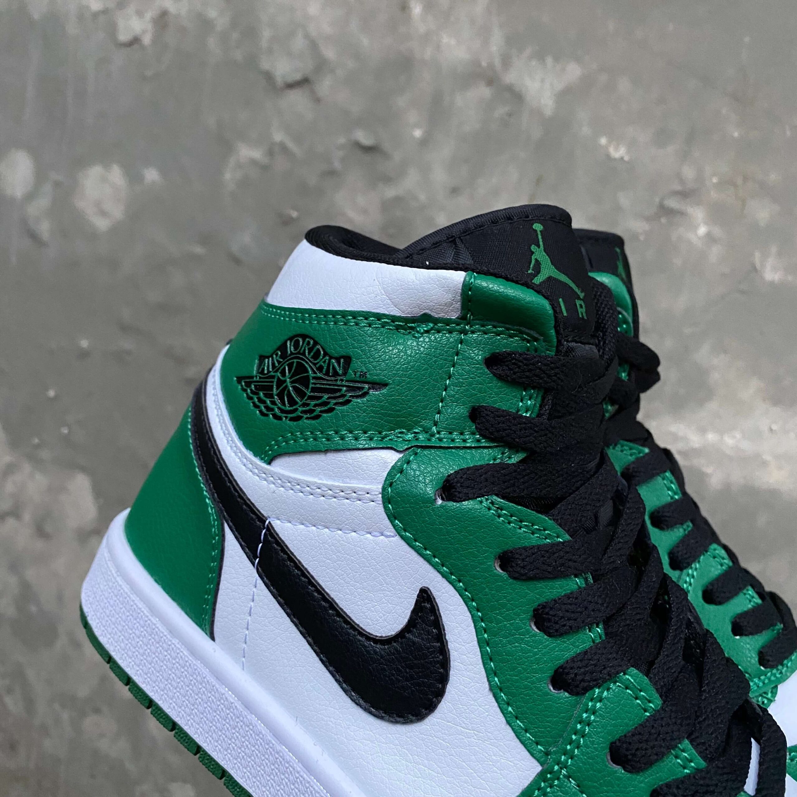Jordan Retro 1 Verde (1)