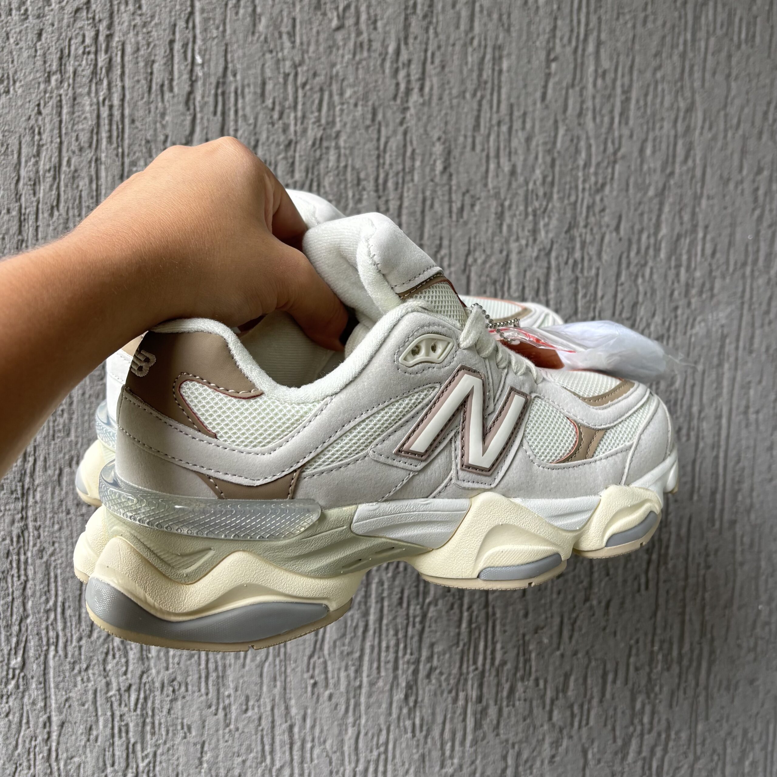 New balance 9060 beige (4)