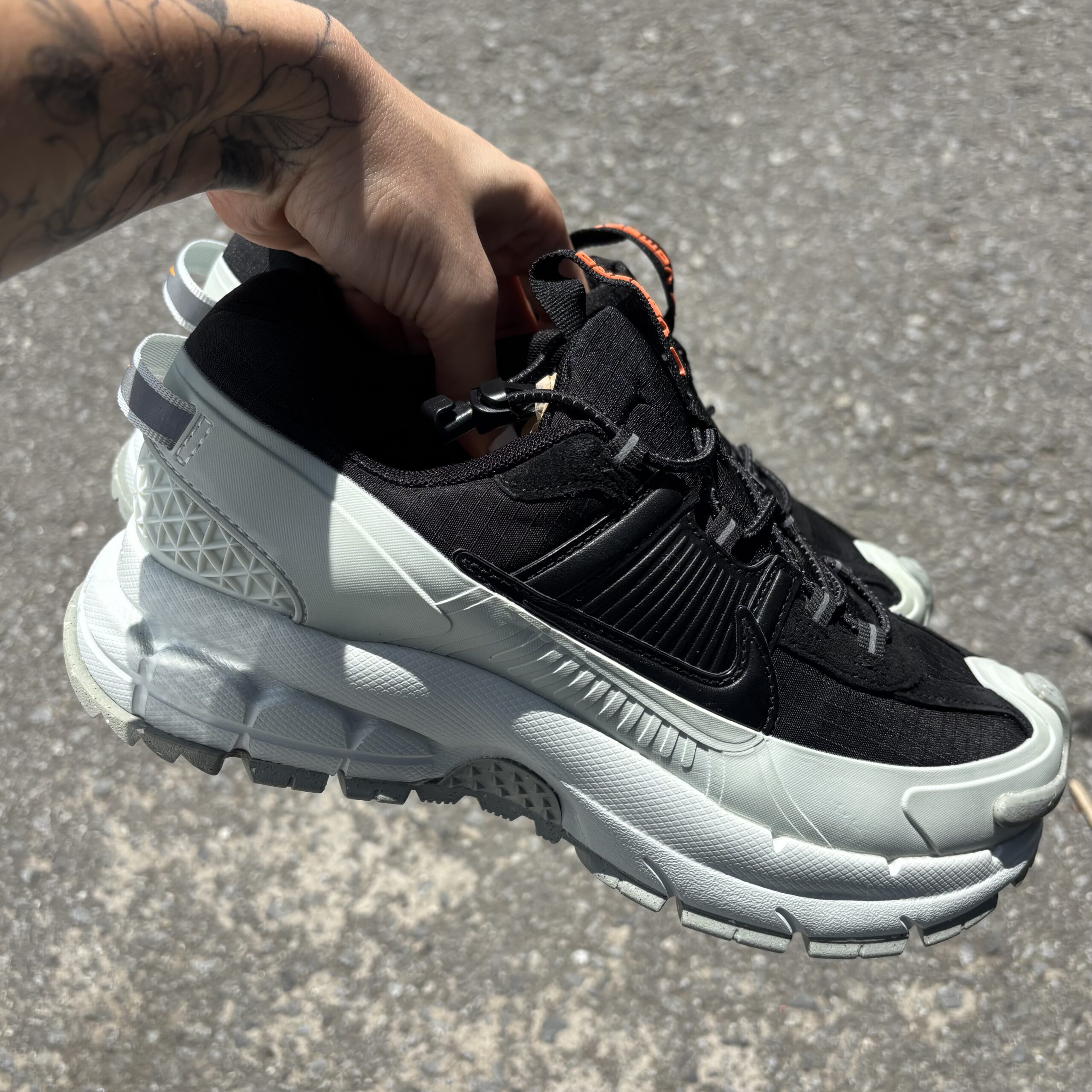 Nike zoom vomero 5 (1)